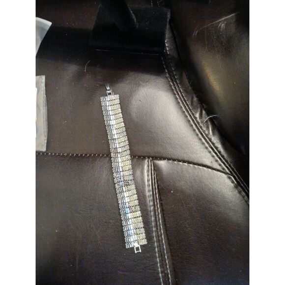 Stunning 8 Row Rhinestones Bracelet Wedding Prom Evening Dressup - Picture 9 of 11